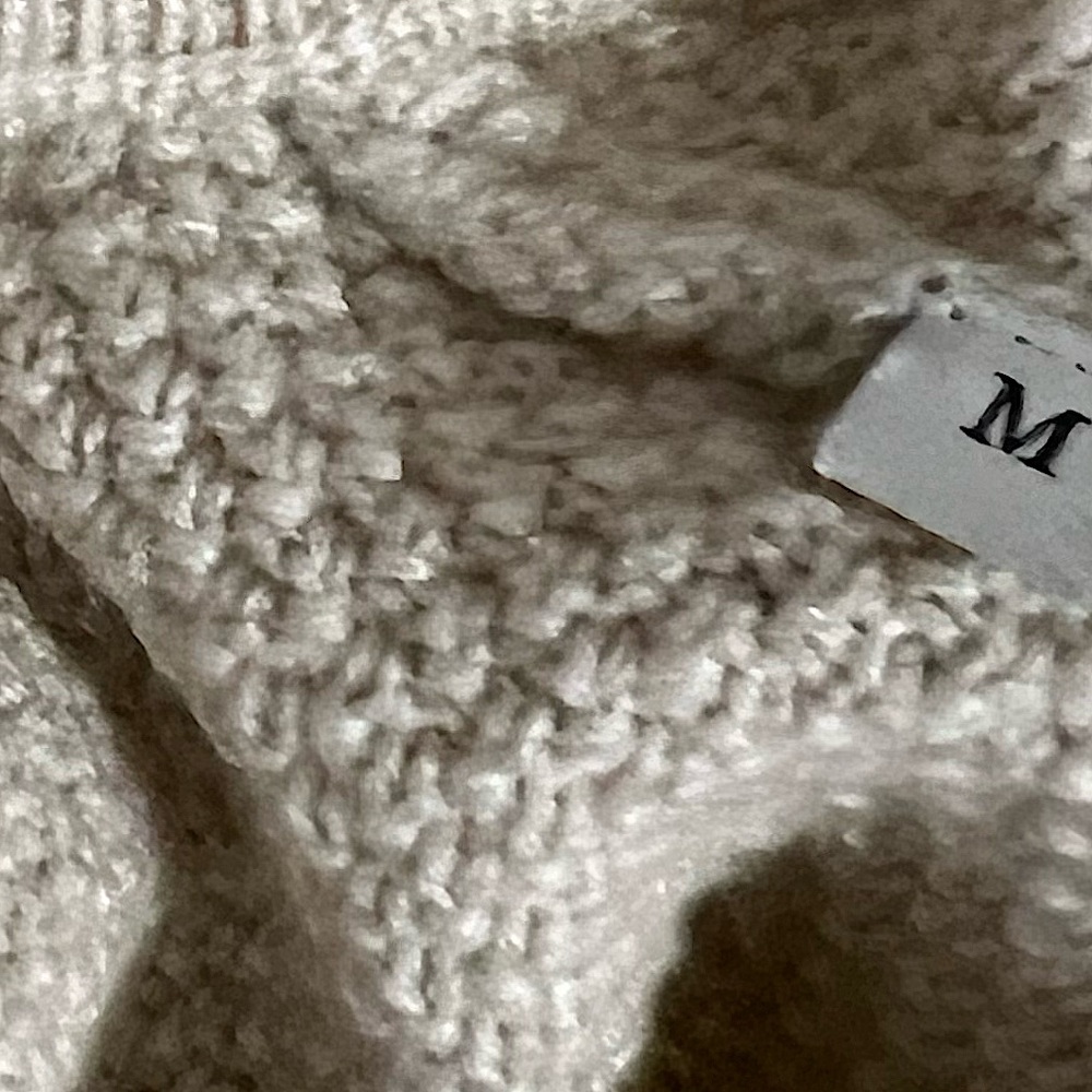 SANDRO. EUC. Quiet Luxury. Beautiful Longsleeve waffle knit sweater. Oatmeal. M. - Picture 13 of 13